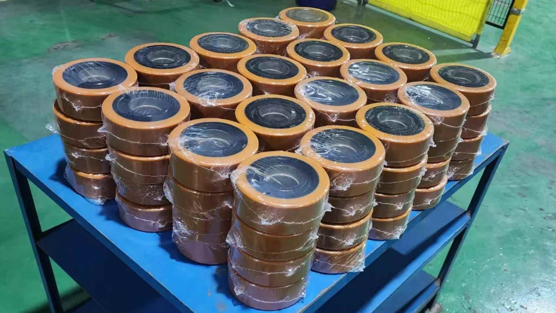 Forklift wheel delivery
